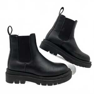 Aquatherm Black Platform Ankle Boots | Women’s 9 Regular